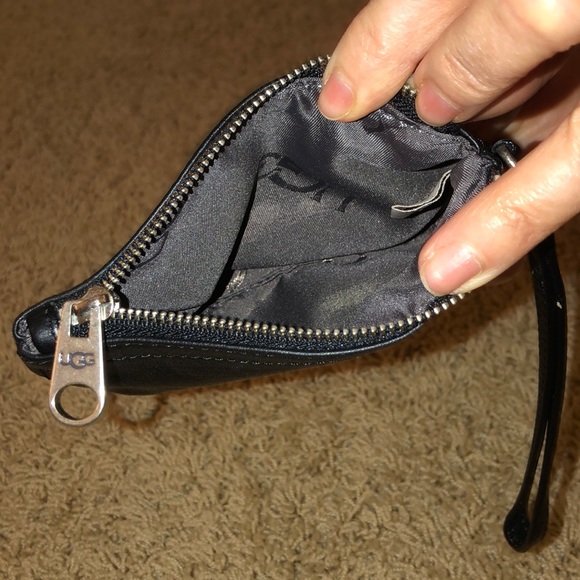 ugg coin purse - Picture 3 of 3